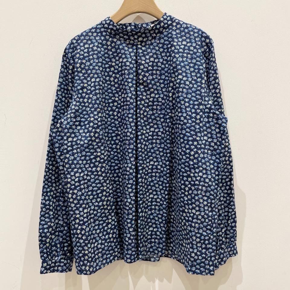 Parkes - スタンドカラー後ろ開きブラウス 【リバティ