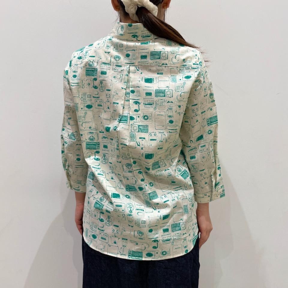 24日まで【新品】Sara mallika 緑系パターン 長袖シャツ 24日まで【新品】Sara mallika 緑系パターン 長袖シャツ 新品