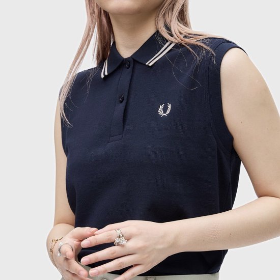 FRED PERRY - The Fred Perry Shirt (G7200) 谷