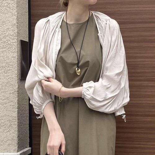 Audrey and John Wad - シアーサテンドルマンスリーブブルゾン (L2520