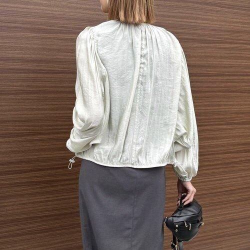 Audrey and John Wad - シアーサテンドルマンスリーブブルゾン (L2520