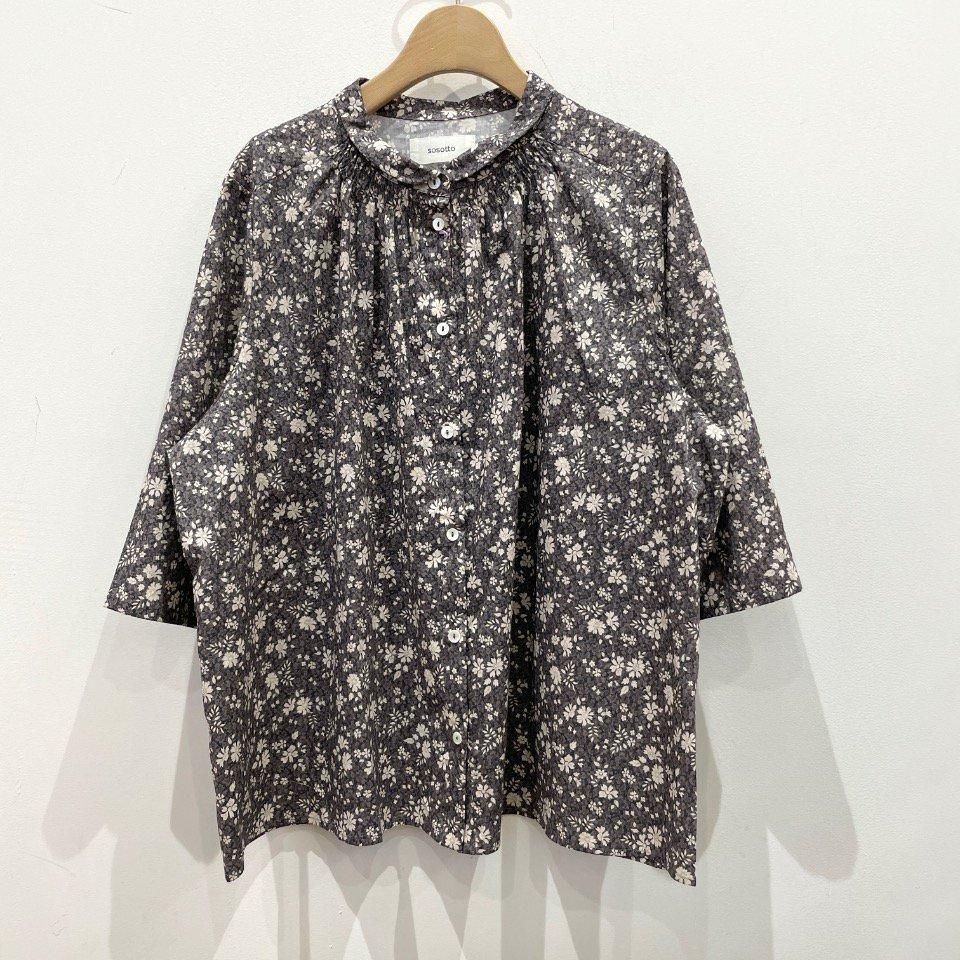 新品 TOIRO. トイロ embroidery oxford shirt 長袖 sosotto - LIBERTY チビ丸襟ゴムシャーリング6分袖ブラウス