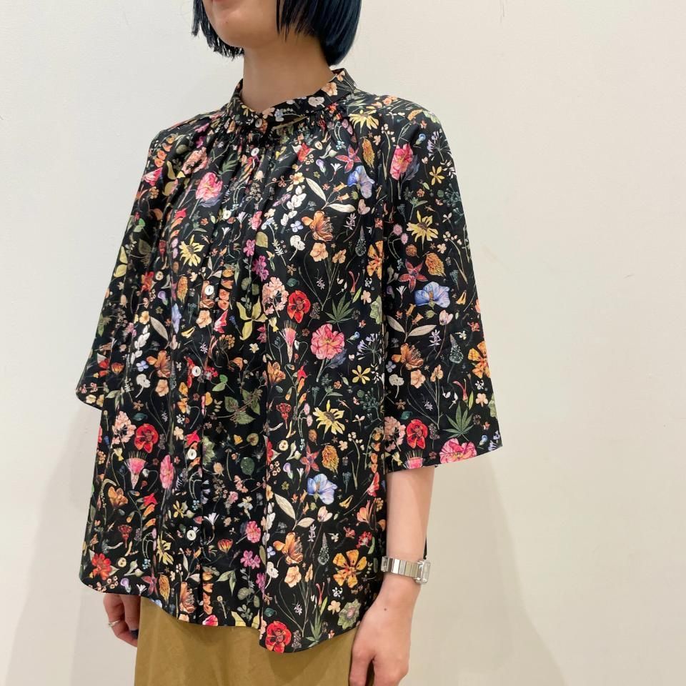 エリザベッタフランキ ミニ丈 半袖襟付きトップス M ELISABETTA FRANCHI(エリザベッタ フランキ) ブラウス・シャツ
