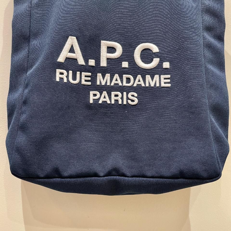 Rue Madame 長袖Tシャツ｜UNISEXE / T-SHIRTS｜A.P.C.