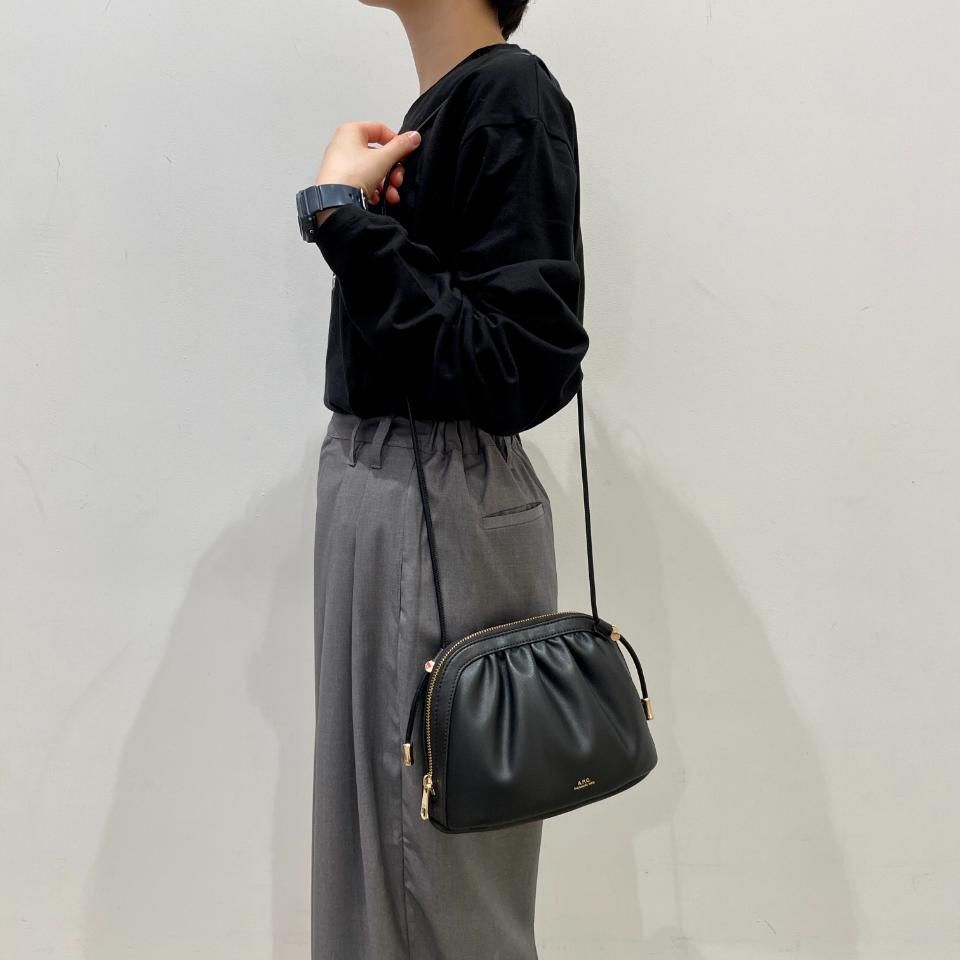 A.P.C. - NINON ドローストリングバッグ(23245102649) - Sheth A.P.C. - NINON ドローストリングバッグ(23245102649) - Sheth