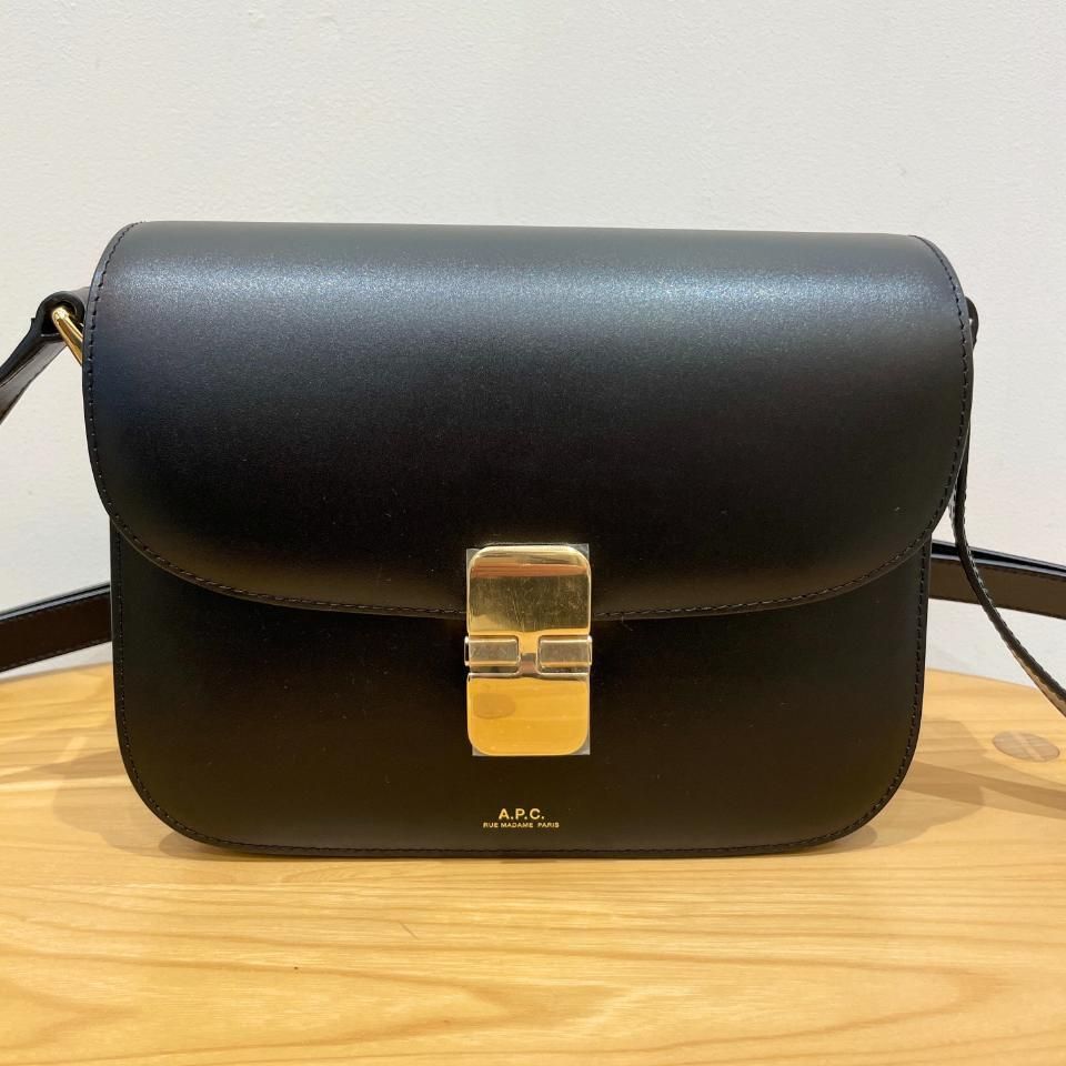 A.P.C. - GRACE スモールバッグ(25085102889) - Sheth Online A.P.C. - GRACE スモールバッグ(25085102889) - Sheth Online