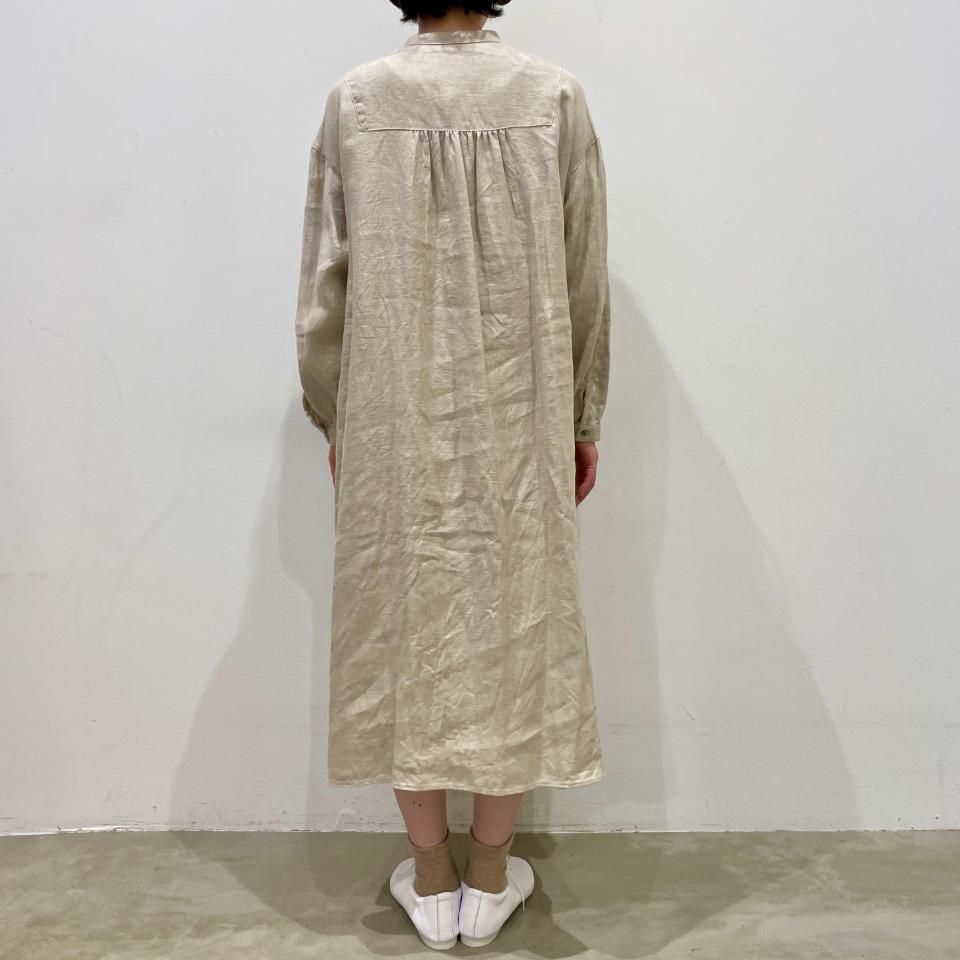 ina - 脇ギャザー 前開きワンピース(243107) - Sheth Online ina - 脇ギャザー 前開きワンピース(243107) - Sheth Online