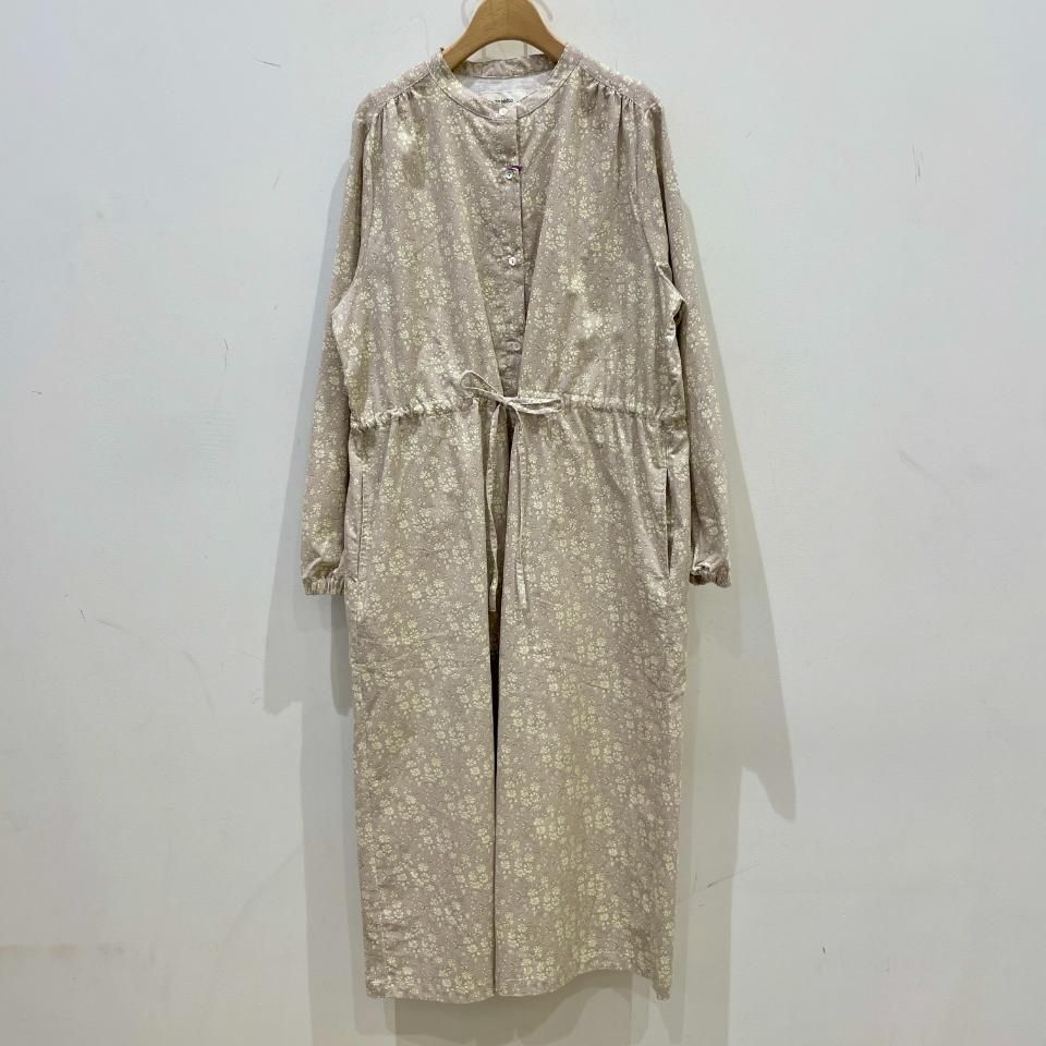 美品【sosotto】ソソット　リバティコーデュロイウエストドロストワンピース sosotto - リバティコーデュロイ/バンドカラーウエストドロスト