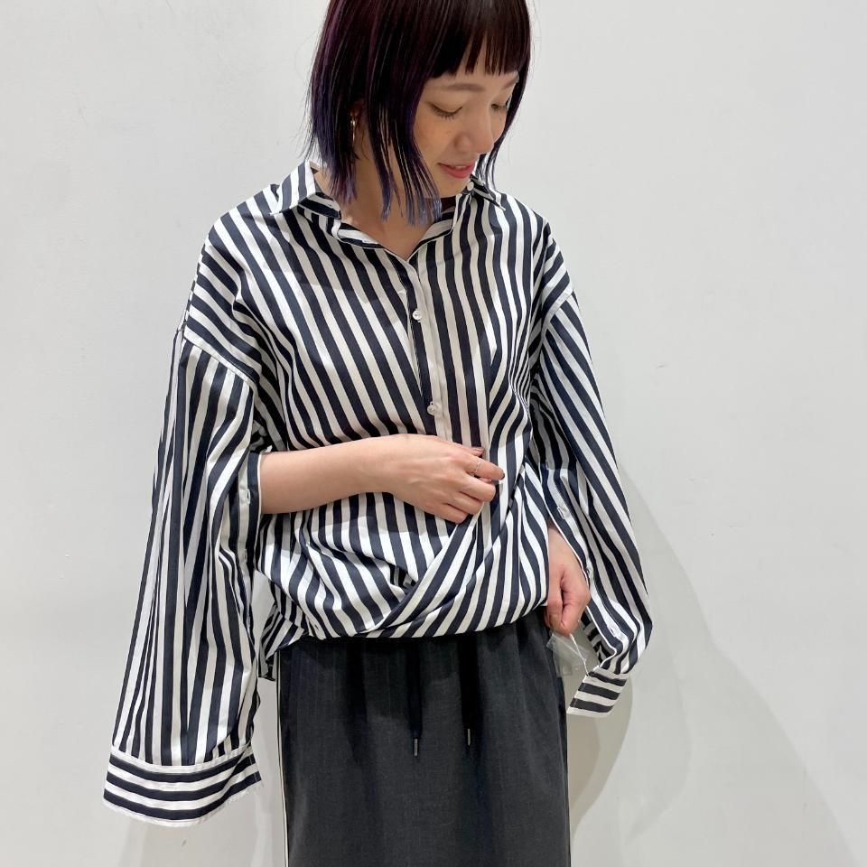 よる。ページ バイカラー襟ZIPNT|ems excite | RETRO GIRL ONLINE STORE