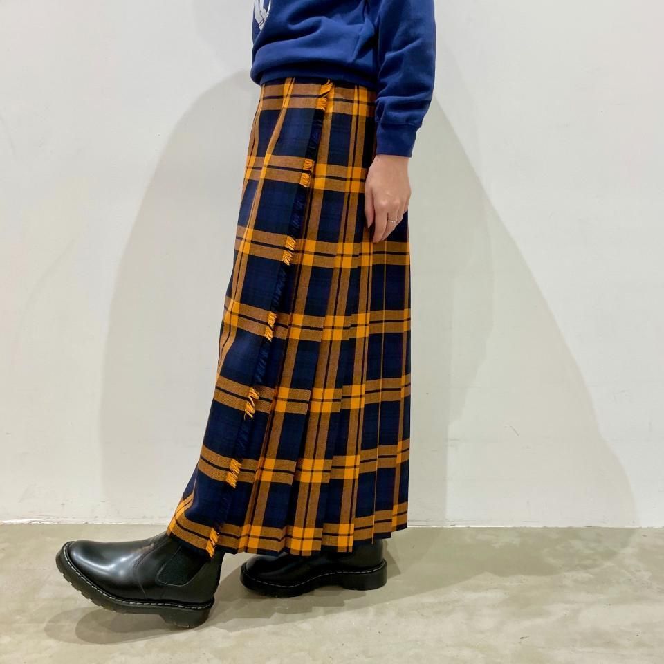 O'neil of Dublin - 両脇ベルト後プリーツスカート 83cm丈 5083