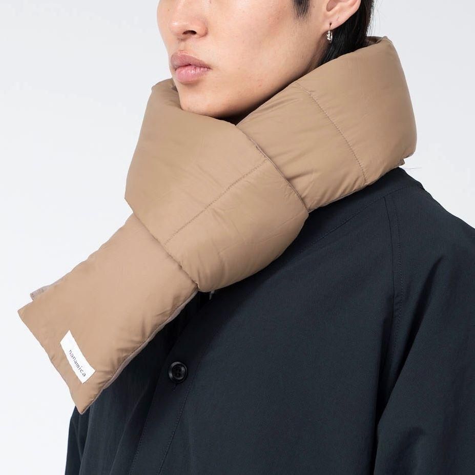 nanamica Down Muffler ナナミカ リバーシブルダウンマフラー nanamica Down Muffler KHAKI（ナナミカ ダウン マフラー-カーキ