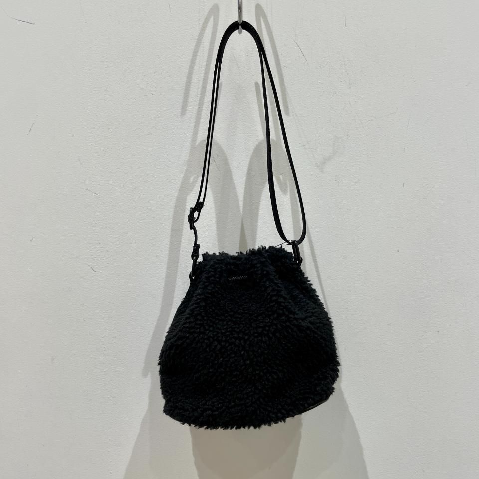 FRED PERRY - Amy Borg Bucket Bag (L8287) 正規取扱商品