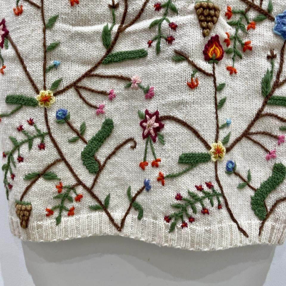 ina - 草花刺繍 ペルーニットベスト（S370031） - Sheth Online