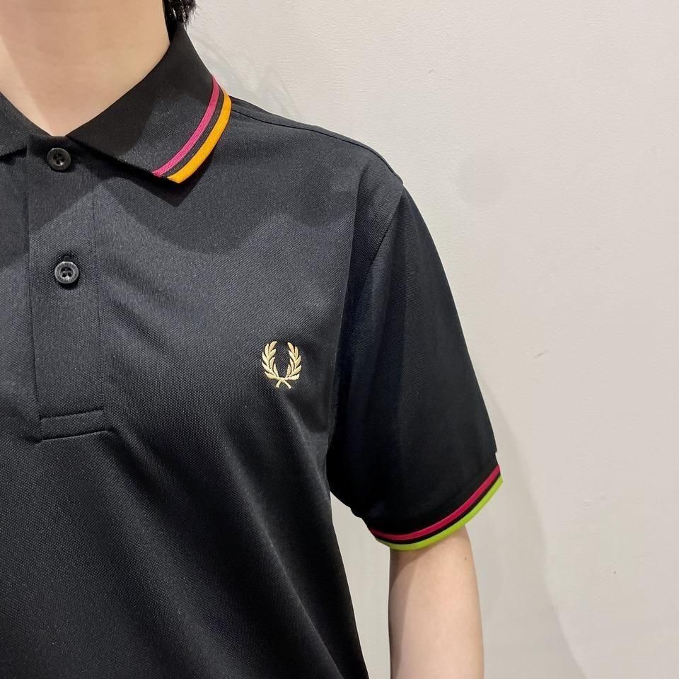 トップス FRED PERRY M9839_100_V2_Q225_MOD1_FRONT.JPG