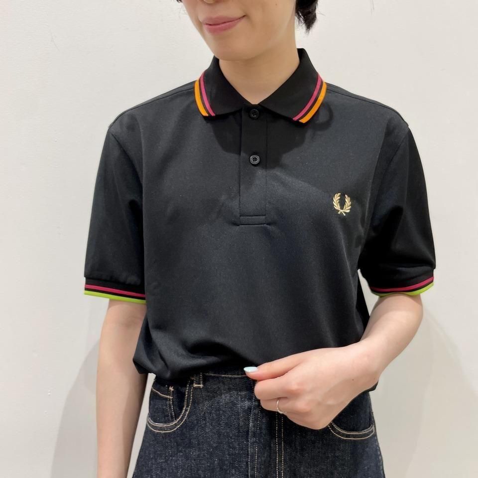 トップス FRED PERRY M9839_100_V2_Q225_MOD1_FRONT.JPG