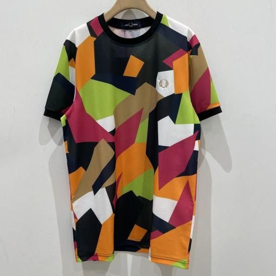 FRED PERRY - Performance Printed Twin Tipped T-Shirt (M9887) 谷
