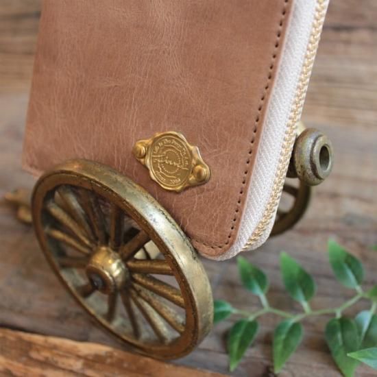 ワックスレザー ラウンド二つ折財布 / サンドベージュ - 革コイン