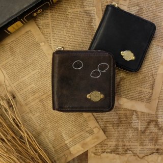 【アウトレット】ワックスレザー　ラウンド二つ折り財布 / ブラック #040 日焼け・経年変化・革にキズあり・金具にくすみありの商品画像