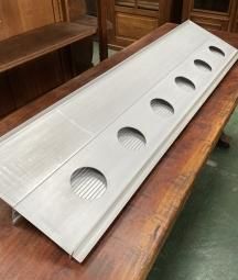 Antiques & Repair eel