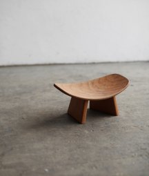 meditation bench / Alain gaubert[AY]