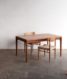 draw leaf table / Henning Kjaernulf[LY]