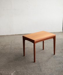 side table / Henning Kjaernulf[LY]