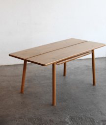 table / Pierre Gautier-Delaye[AY]