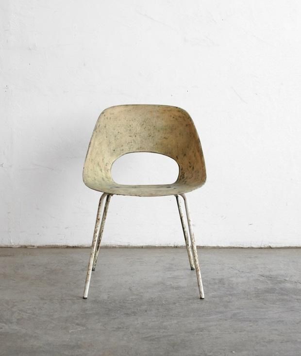 Pierre Guariche / Tulip chair - Antiques & Repair eel Pierre Guariche / Tulip chair - Antiques & Repair eel
