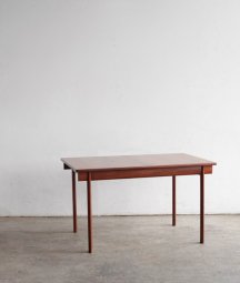 extension table / White & newton[LY]