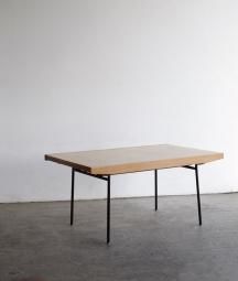 dining table / Alain Richard 