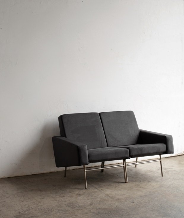 Airborne sofa / Pierre Guariche [AY] - Antiques & Repair eel