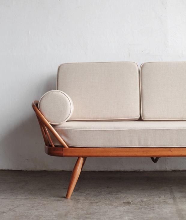 ERCOL studio couch ERCOL studio couch