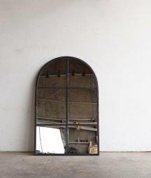 iron frame mirror[DY]