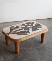 coffee table / Roger Capron[DY]