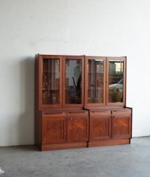  glass cabinet[AY]