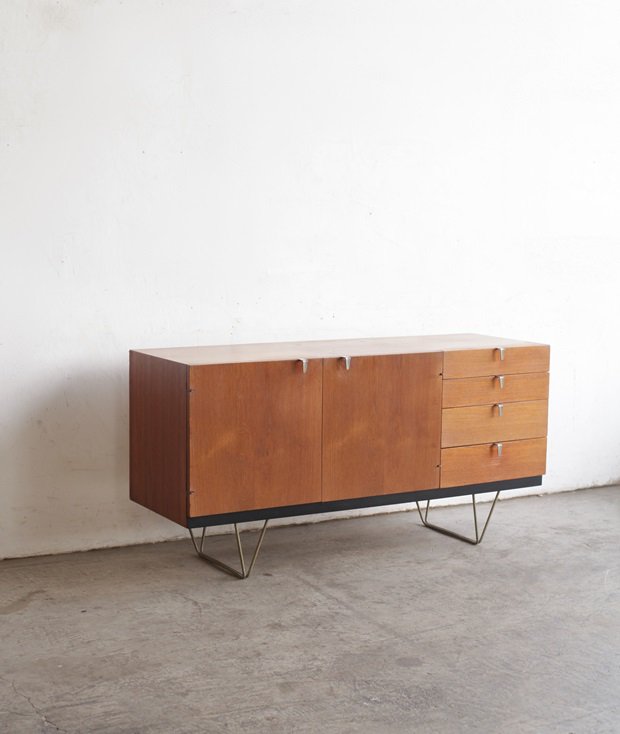 sideboard / STAG - Antiques & Repair eel