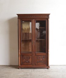Glass cabinet[AY]