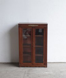 Glass cabinet[AY]