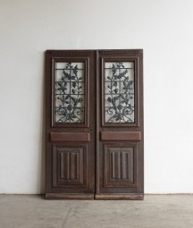 pair door