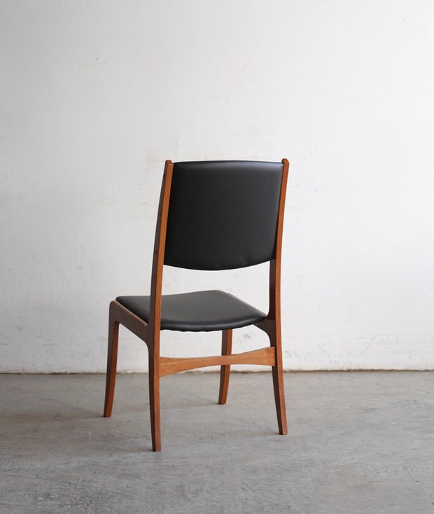 dining chair / Dyrlund[LY]