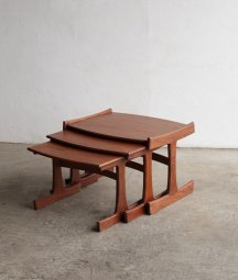 G-plan nest table[LY]