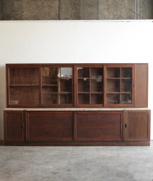 glass cabinet [DY]