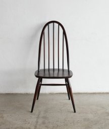 <img class='new_mark_img1' src='https://img.shop-pro.jp/img/new/icons23.gif' style='border:none;display:inline;margin:0px;padding:0px;width:auto;' />ERCOL quaker chair(dark)
