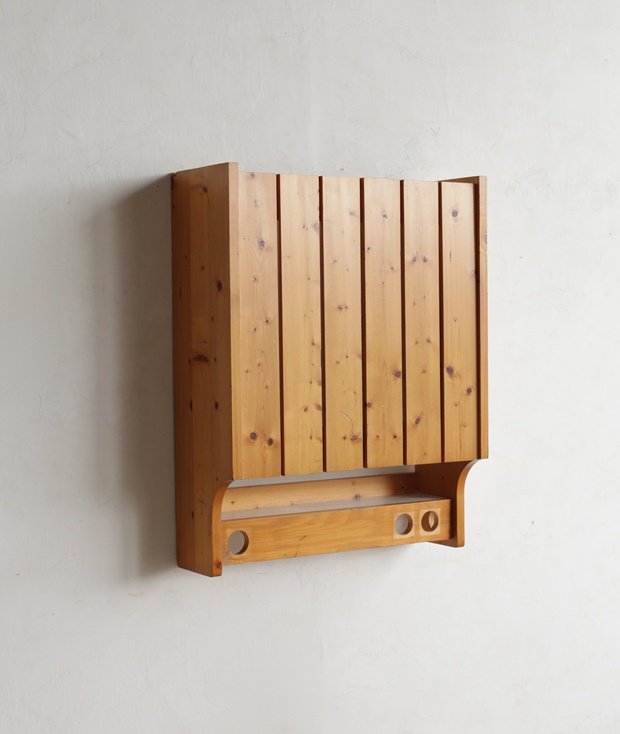 wall cabinet / Les arcs