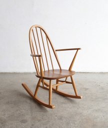 <img class='new_mark_img1' src='https://img.shop-pro.jp/img/new/icons23.gif' style='border:none;display:inline;margin:0px;padding:0px;width:auto;' />ERCOL quaker rocking chair