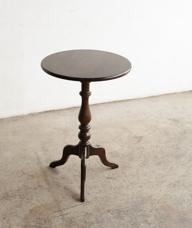 side table/ ERCOL[LY]