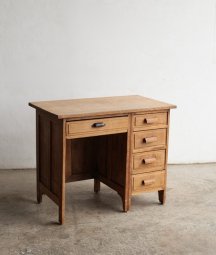 desk[LY]