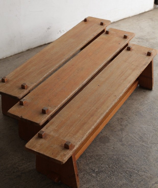  bench