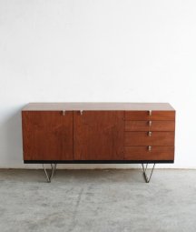 sideboard / STAG