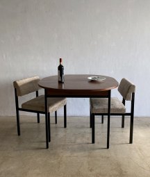 dining table + metal leg chair